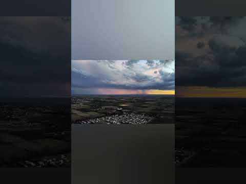 esto pasaba está tarde al sureste de Rivadavia Mendoza. 22/12/2025