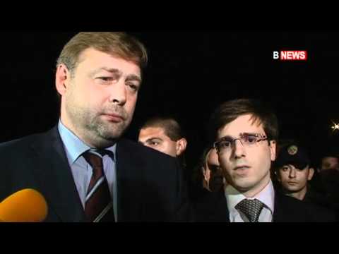 Boiko Borisov greets the firefighters who were helping Russia to quench it's calamities