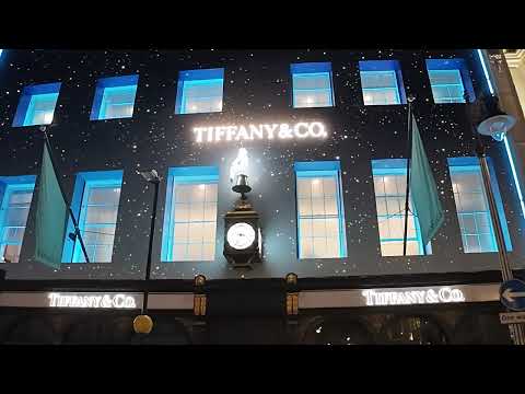 Bond Street Christmas Lights 2025 Will Blow Your Mind