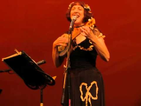 Janet Klein performs "Hello Bluebird" at the 2015 Ukekopelli Festival