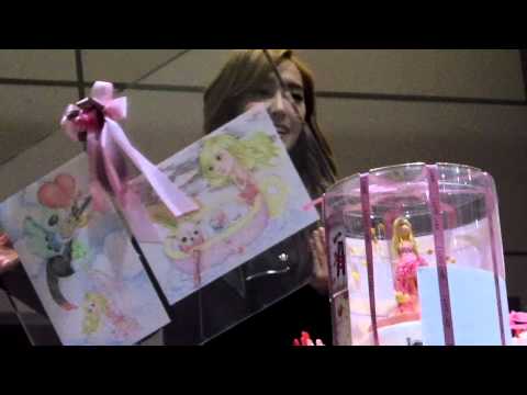 130306 Jessica after Legally Blonde last performance