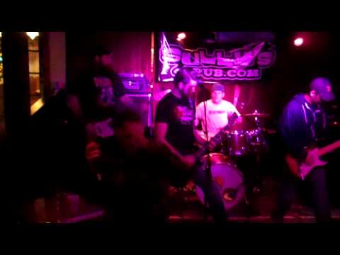 White Trash - Bloodshot Hooligans @ Sullys Pub