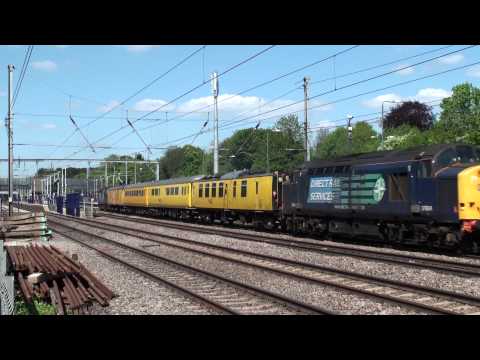 DRS 37604 & 37069 thrash past Harpenden - 1Z02
