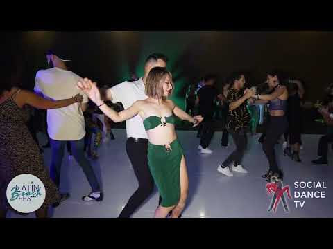 Sergio & Jennifer Huang - Bachata Social Dancing | Latin Beach Fest DR 2022 (Punta Cana)