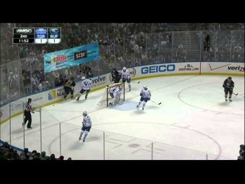 Matt Moulson rebound wrist shot goal 1-1 Toronto Maple Leafs vs Buffalo Sabres 11/29/13 NHL Hockey.