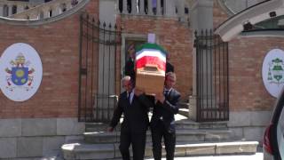 ariano-saluta-per-sempre-il-generale-pollastrone