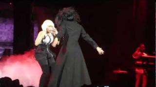 Nicki Minaj - Muny/Monster (Live)