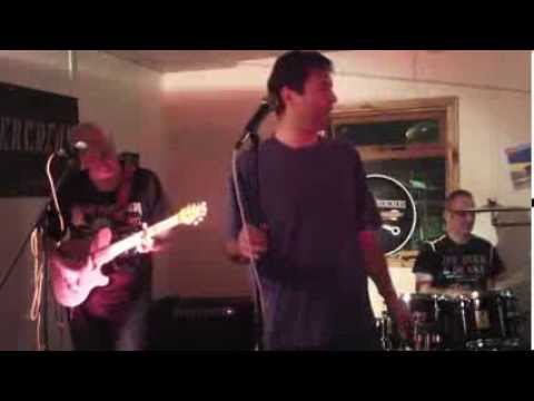 Junkyard Preachers - Down at the Doctors