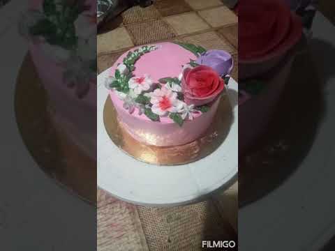 pink colour cake decorating
