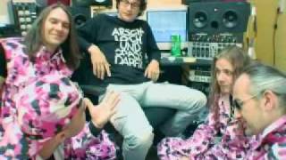 Music video thumbnail preview for J.B.O. - United states of Blöedsinn (Musikvideo) by J.B.O.