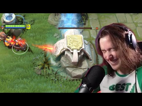 I got linked a 10 MMR Grandmaster Techies. I had to watch.