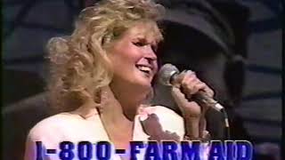 LISTEN TO A COUNTRY SONG -- LIVE FROM FARM AID!