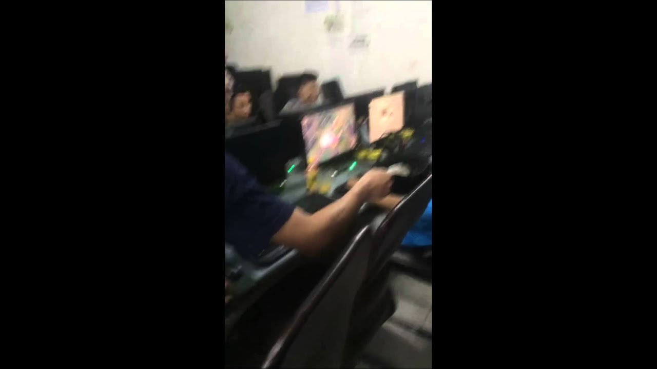 Thanh niên ăn xin trong quán net và cái kết bất ngờ