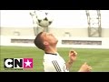 Interview Lukas Podolski | CN Voetbalacademie 2013 | Cartoon Network