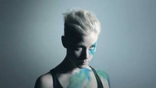 Vanbot - Numb (Official Video)