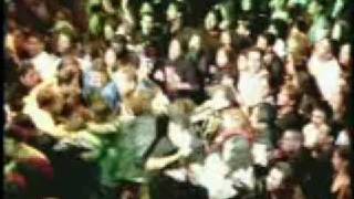 Nunca Te Doblaras Lyrics English Translation