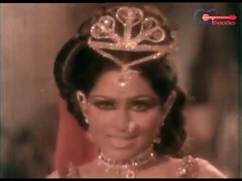 Poorab Disha Se Pardesi Aaya |पूरब दिशा से परदेसी आया | Lata Mangeshkar | Suraj Aur Chanda 1973 Song