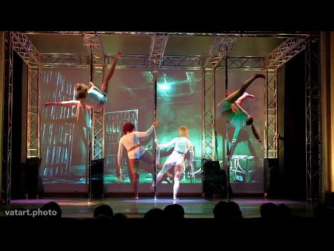 Pole Dance Belgium Ixelles Intermediate II - "Where is my mind?"