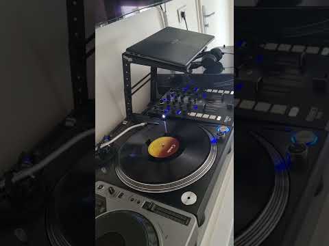 THE CHEQUERS ( rock on brother )