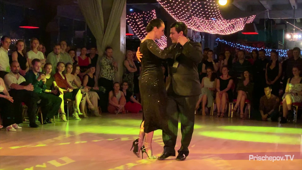Video thumbnail for Brigita Rodriguez & Carlos Rodriguez, 1-3, Milonga Ideal 10.05.2019