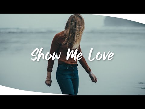 Cristian Ferrer - Show Me Love