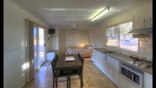 preview picture of video 'Opal Caravan Park Lightning Ridge Presented by Peter Bellingham Photography'