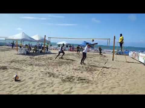 Las bestias del ecuavóley Fusil el Androide y Quiñónez