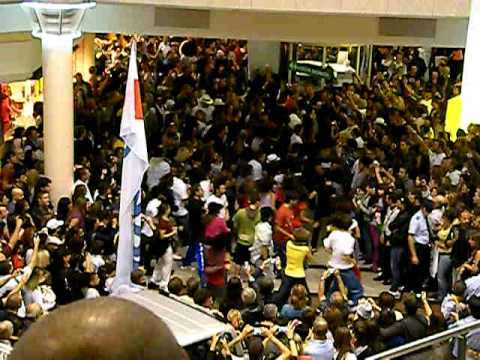 Flash Mob Michael Jackson 4 ottobre 2009 - Centro Comm.le Le Gru (Torino)