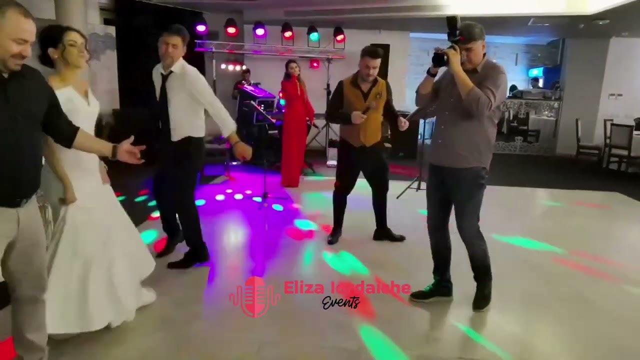 🔴Trupa Eliza Iordaiche - 🎤Adelina & Catalin - Crazy Little Thing Called Love #trupanunta #cover