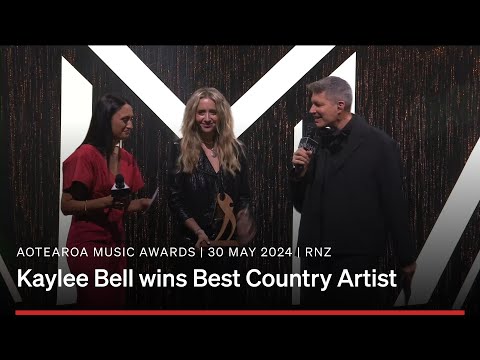 Best Country Artist winner: Kaylee Bell | AMA2024