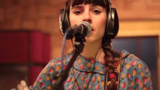 Hazel English - It's Not Real [In The Studio]