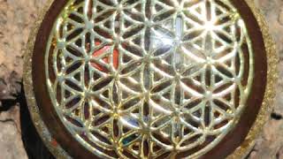 Flower of Life - Orgonite Pendant - Holografic Special Effect- Star Child - Lightworker Handcraft