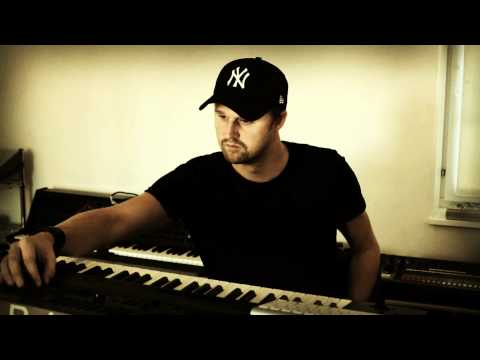 Henrik B - Rise of the Phoenix (HQ radio rip)