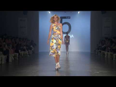 PH PRAIA na SPFW N43