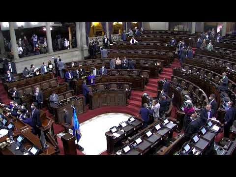 Mynor Moto obtiene amparo para ser juramentado magistrado titular de la CC