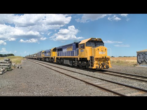 7737V Pacific National Grain Train With XR557 X50 BL27 (27/12/2022) - PoathTV Railways In Australia