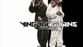 Ying yang twins- wait (the whisper song) DIRTY - wait till u see my dick