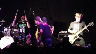 Satanic Surfers - U+I R1 & Worm out words (Santiago, 2017)