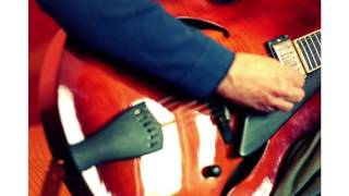 Plays Jim Hall – Noël Akchoté : 06 – In A Sentimental Mood