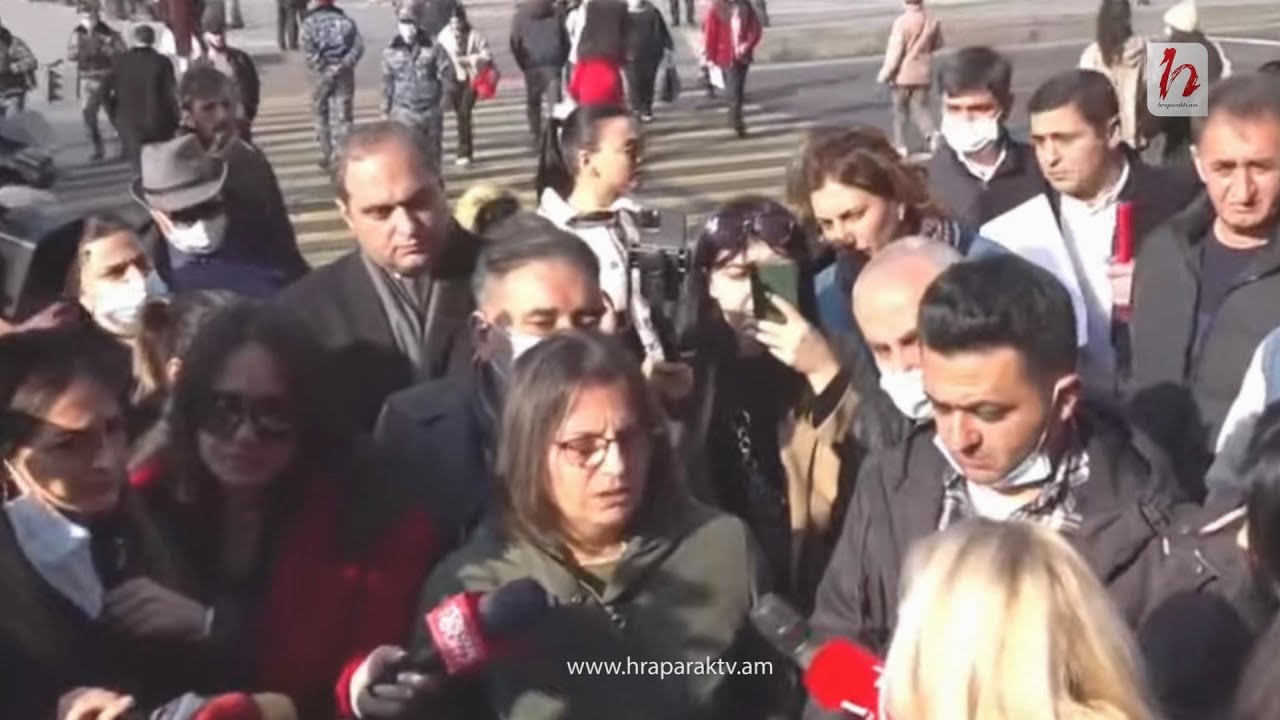 Հրապարակեք այն փաստաթուղթը, որը պատրաստվում եք ստորագրել․ ակցիա՝ Հրապարակում․ ուղիղ