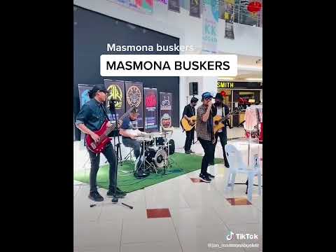 Mungkin Nanti - Peterpan / Masmona Busker Unplanned Spontaneous Arrangement 😝😂