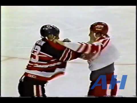 NHL Oct. 3, 1991 Stu Grimson,CHI v Bob Probert,DET Chicago Blackhawks Detroit Red Wings