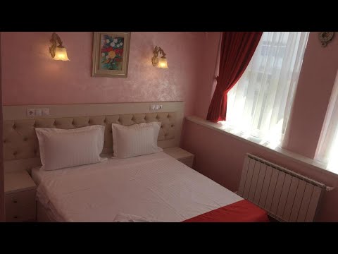 Hamlet Hotel, Bacău, Romania