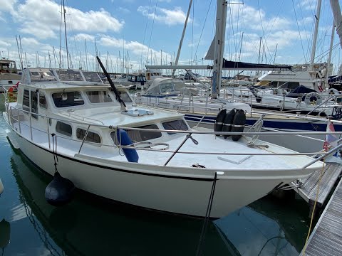 £30,000 Dutch Steel Cruiser Internal Tour