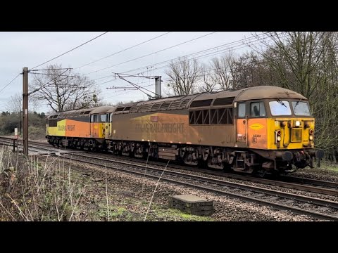 Colas Rail 56302 and 56113 work 0Z57 at Dedham and Colchester