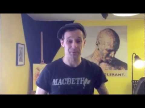 DONOTS-Sänger Ingo beim Tätowierer zum "Wake the Dogs" Album-Release