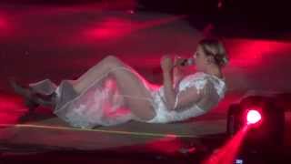 Emma - Schiena (Live @ Arena Flegrea - Napoli) FULL HD - 28/07/2014