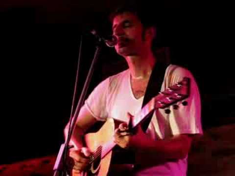 ARNAUD SIMON / Serre-moi (Live solo)