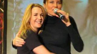 7 Minutes with Lucy Lawless &amp; Renee O&#39;Connor - 1 Feb 2009. XWP Con