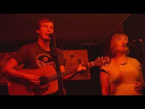 Robin Kluge und Anna Butzen - Back From The Dead